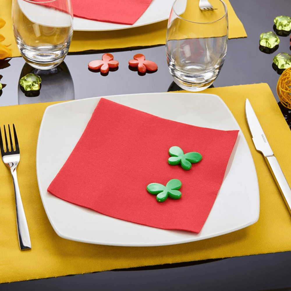 Paquet de 40 SERVIETTES PAPIERS (ROUGE) 38X38cm